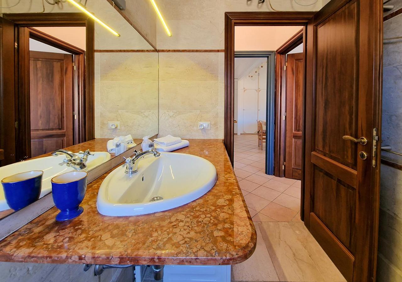 Murphy Holiday Home - Residenza Aldo Moro 02 La Maddalena  Exterior foto